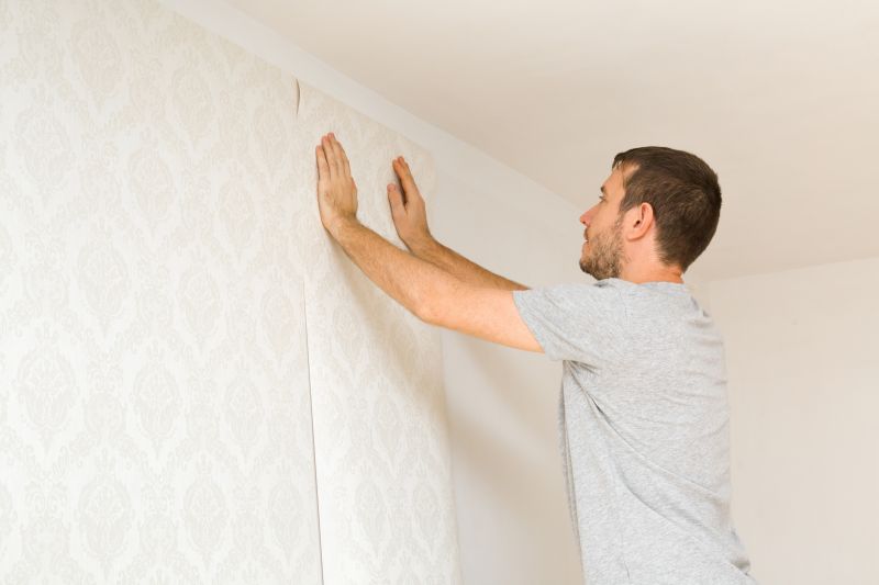 Cost of Wallpaper in Commerce City, CO